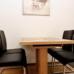 Central Studio Work And Travel
